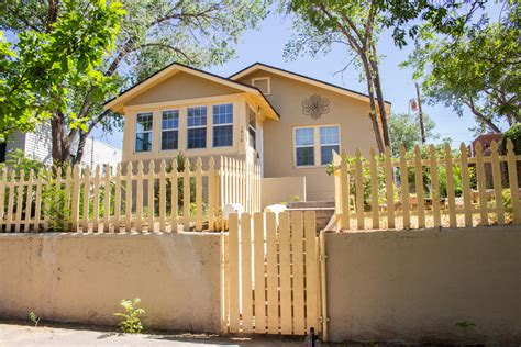1 Bed. . Houses for rent abq